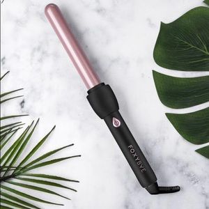 Brand new FOXYBAE Rose Gold 25mm Curling Wand